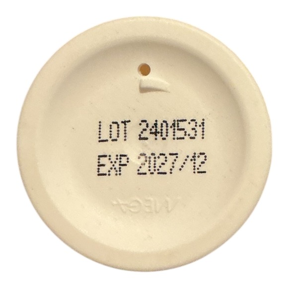 EltaMD - UV Clear SPF 46 Face Sunscreen (1.7 oz) Zinc Acne - Picture 2 of 2